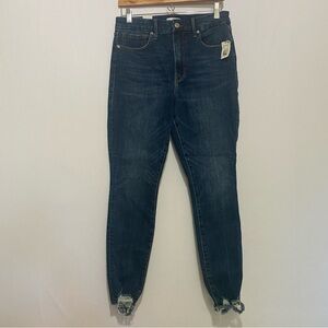 Good American Good Legs Chewed Hem Jeans‎ Size 12/31 Highrise Stretch Distressed
